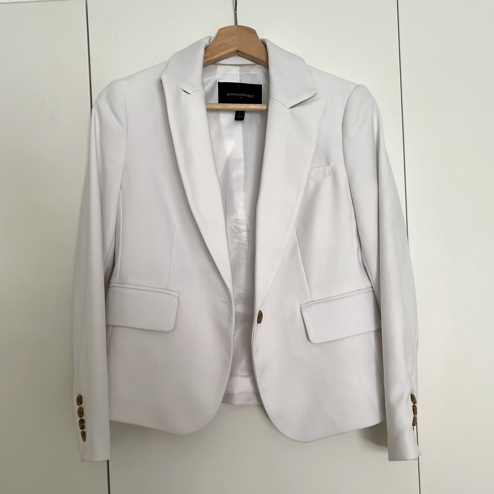 Banana Republic White Blazer